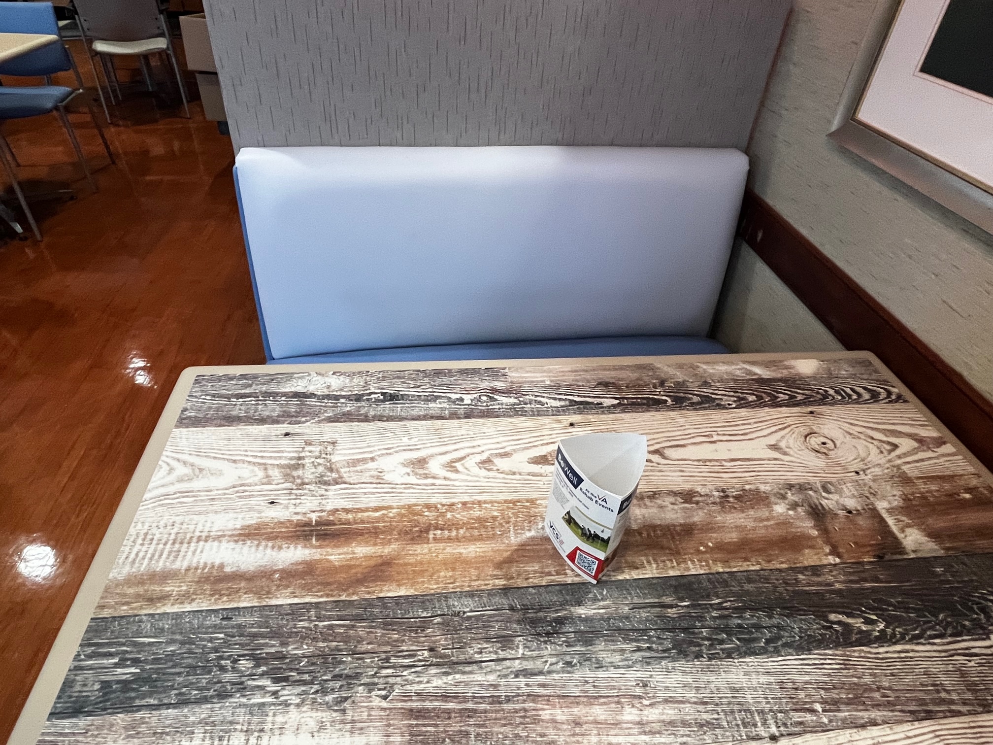 Deluxe Laminate shown with NeoCast Urethane Edge