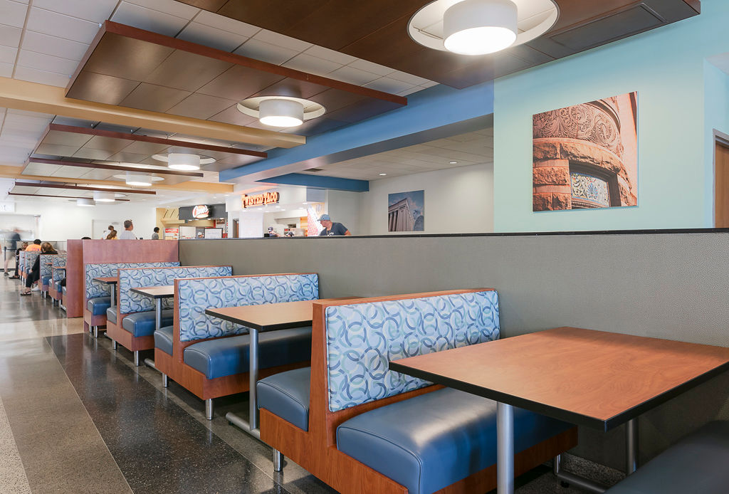 Jupiter Booth Seating, RightEdge Tops, Horizon Bases